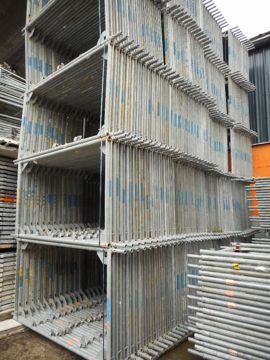 Layher Vertical Framework 200×109 Used