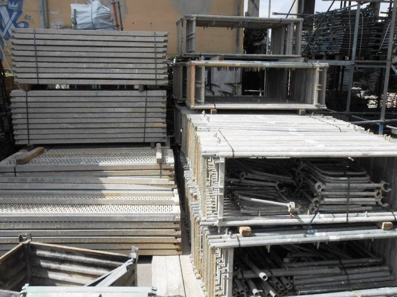 Facade Scaffolding Rux Super Used – 650 sq m