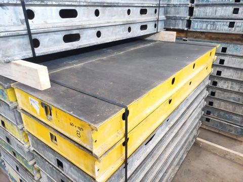 HUNNEBECK TOPEC PANELS; IN GOOD CONDITION