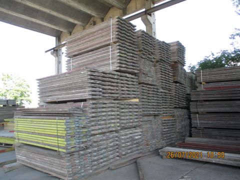 Clearance Sale for Various Hünnebeck Scaffolding Materials