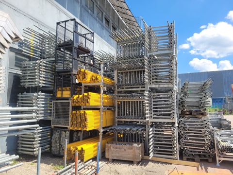 Used Peri Up Easy Scaffolding with 55 % Discount