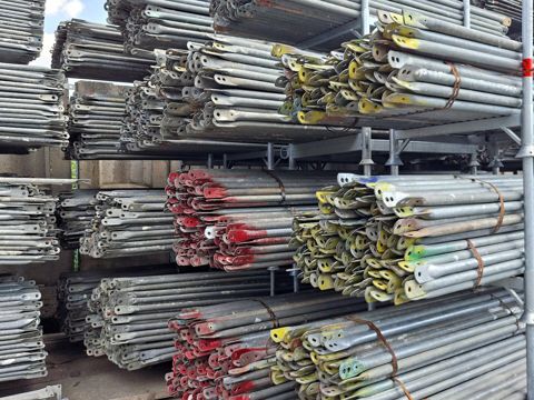 Vertical diagonals for 2.00 m lift height – bulk lot of 15,000 pieces, Layher